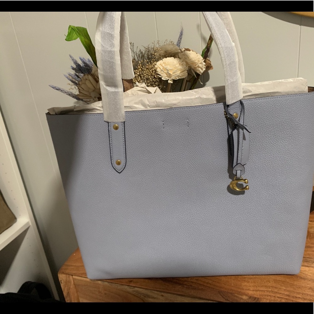 Coach Central Tote🌟🌟SOLD🌟🌟 - Picture 3 of 13